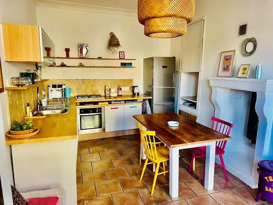 Maisonnette Au Coeur Du Village Chateauvieux  Hébergement de vacances